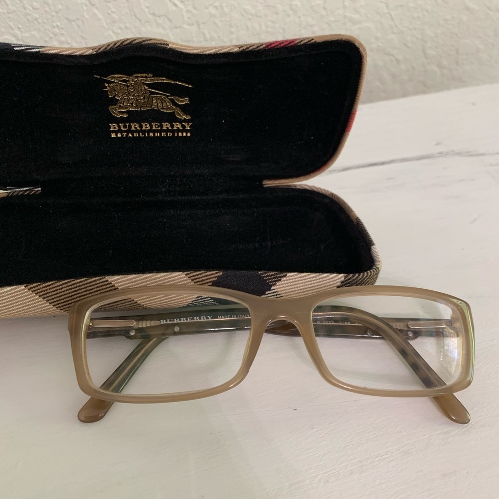 Burberry prescription glasses